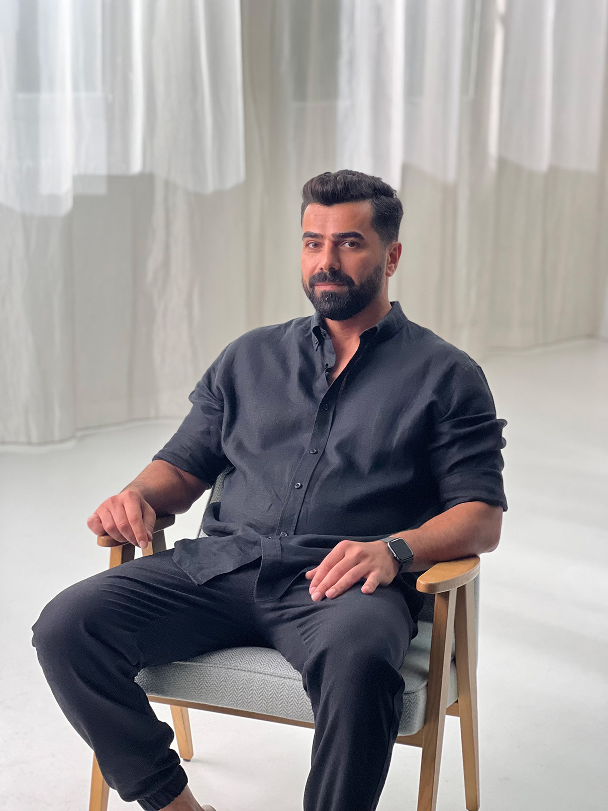 Emre Ayaksız Hakkımızda